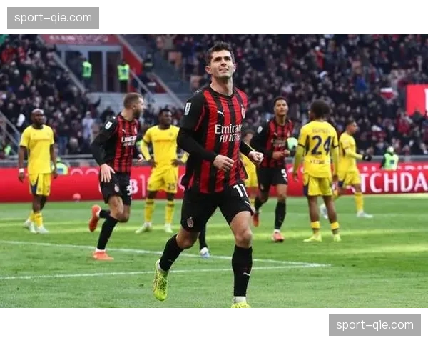 AC米兰主场3-0完胜维罗纳，莱奥传射建功